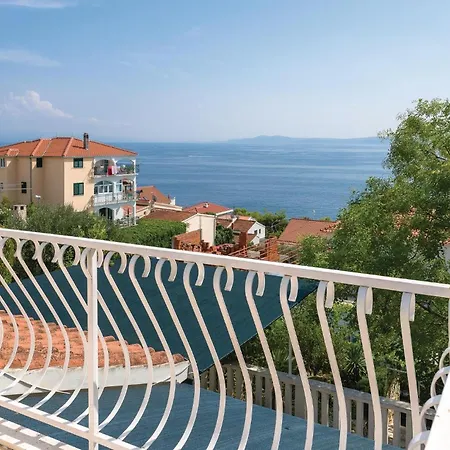 Awesome In Okrug Gornji With Kitchen * Trogir